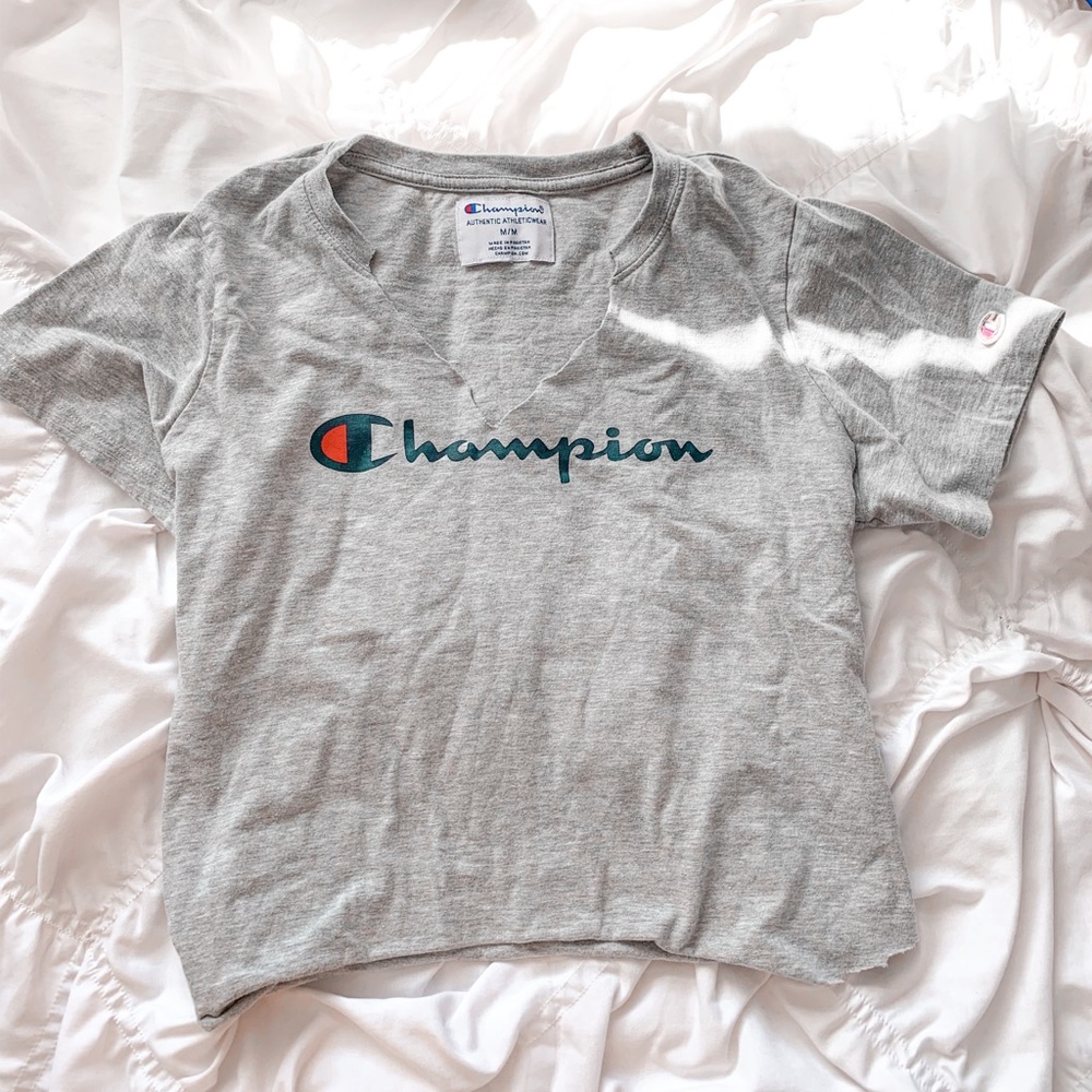 champions grey crop tee